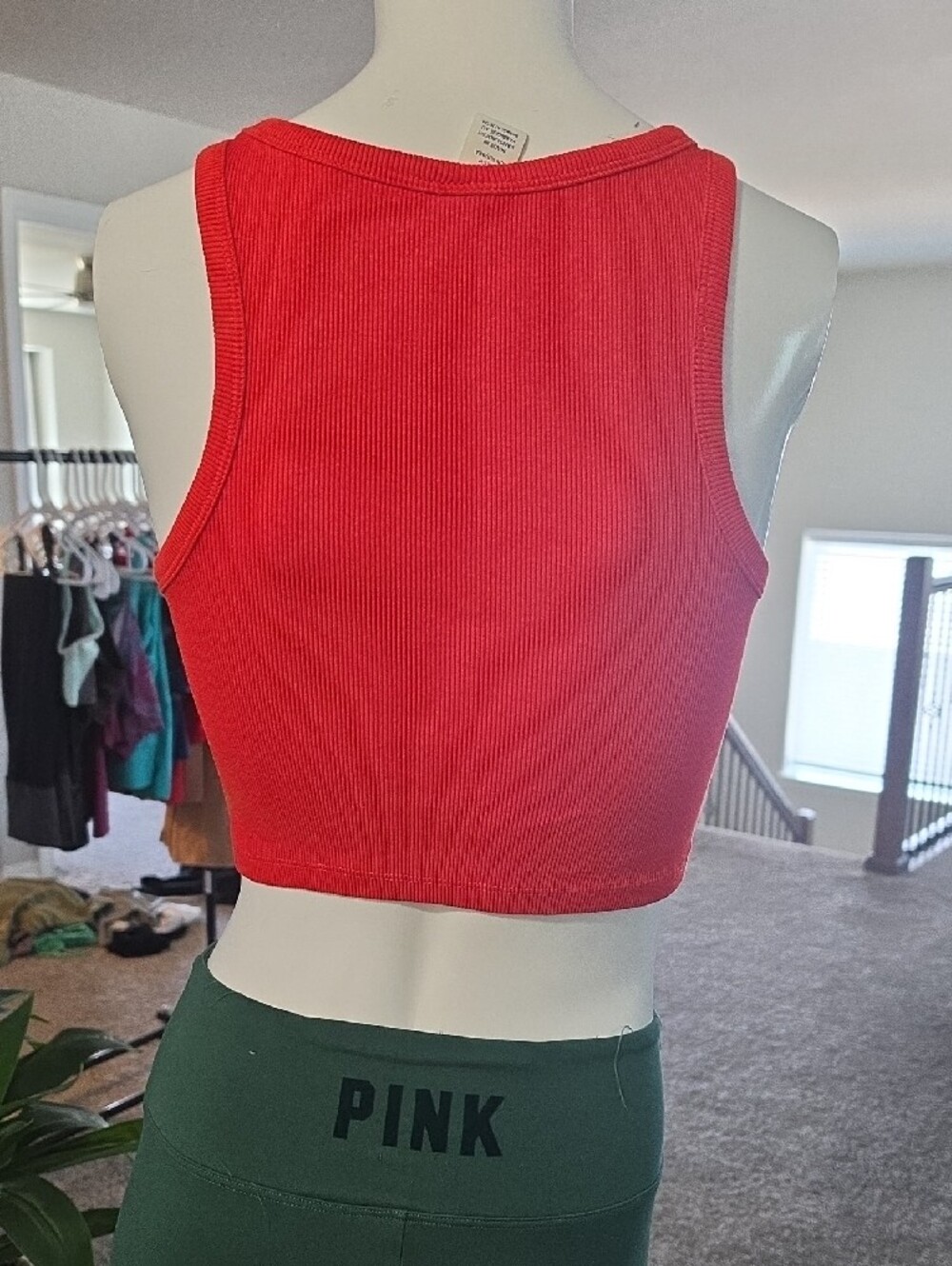H&M Red Ribbed Crop Top - Picture 2 of 2
